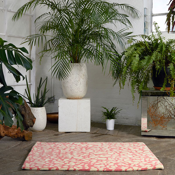 batik-pink-rug-4-eva-sonaike-rugs-tapestry-renkolondon-renko-london-art-design-online